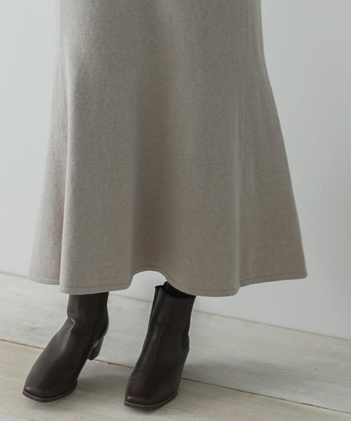 URBAN RESEARCH Sonny Label（アーバンリサーチサニーレーベル）の「マーメードフレアニットワンピース（ワンピース・レディース・ブラック/グレー/ベージュ系その他・FREE）」の7枚目の写真