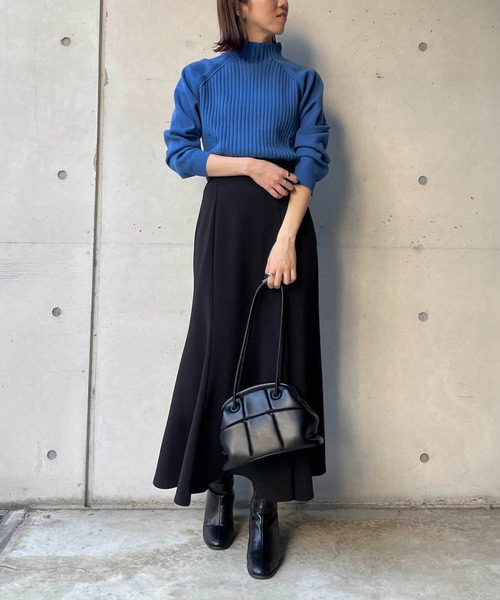 CAPRICIEUX LE'MAGE（カプリシューレマージュ）の「2WAYラウンドプルオーバー（ニット/セーター・レディース・オフホワイト/ブルー/オレンジ/ブラック・FREE）」の21枚目の写真