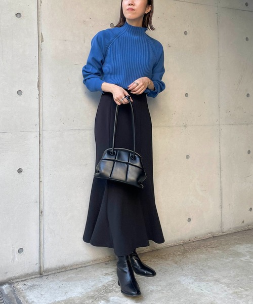 CAPRICIEUX LE'MAGE（カプリシューレマージュ）の「2WAYラウンドプルオーバー（ニット/セーター・レディース・オフホワイト/ブルー/オレンジ/ブラック・FREE）」の22枚目の写真