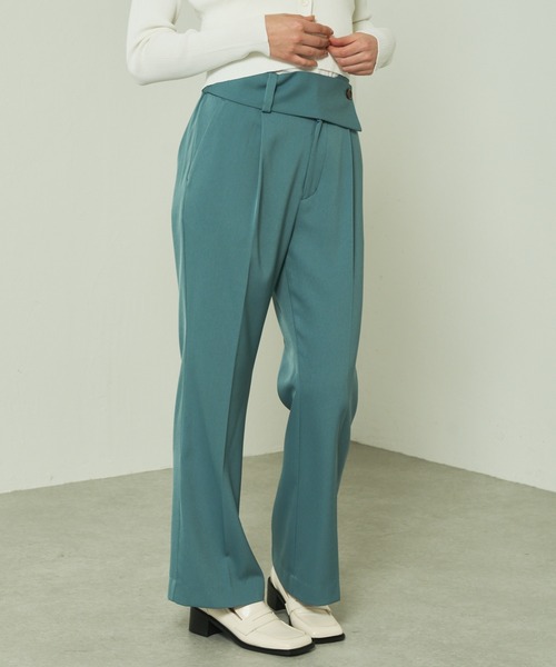 Lui's（ルイス）の「クロスベルトフレアパンツ（スラックス・レディース・ブラック/ブルー/ライトグリーン・FREE）」の3枚目の写真