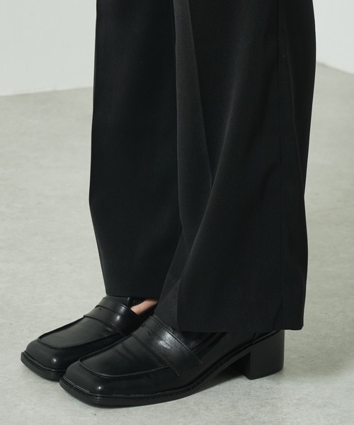 Lui's（ルイス）の「クロスベルトフレアパンツ（スラックス・レディース・ブラック/ブルー/ライトグリーン・FREE）」の17枚目の写真