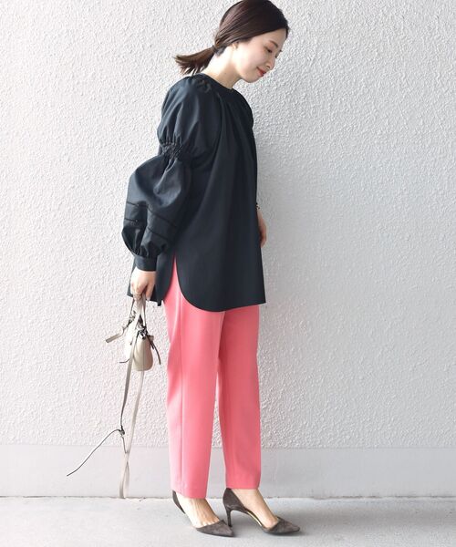SHIPS(シップス)の「〈手洗い可能〉サテンゴムテーパードパンツ◇(その他パンツ・レディース・ブラック/ベージュ/ラベンダー/ピンク系・40/38/36)」の9枚目の写真
