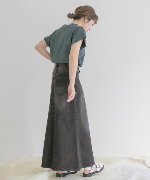 ITEMS URBANRESEARCH（アイテムズ アーバンリサーチ）の「デニムリメイクスカート（デニムスカート・レディース・ブラック/インディゴブルー・MEDIUM/SMALL）」の9枚目の写真