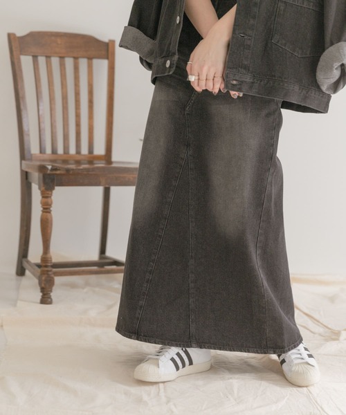 ITEMS URBANRESEARCH（アイテムズ アーバンリサーチ）の「デニムリメイクスカート（デニムスカート・レディース・ブラック/インディゴブルー・MEDIUM/SMALL）」の12枚目の写真