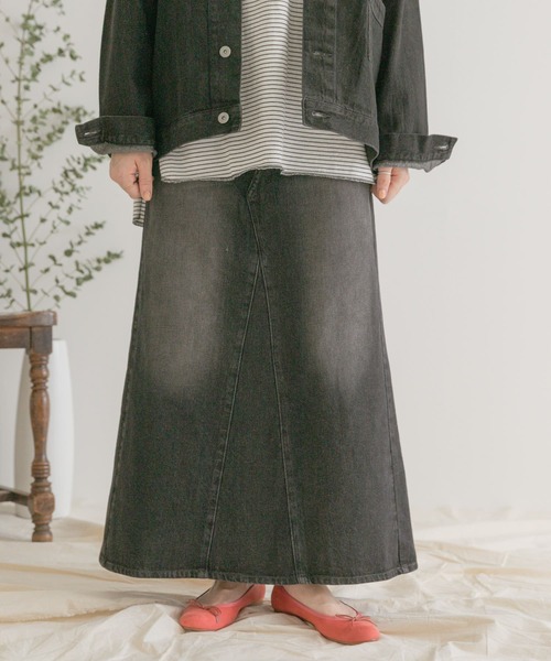 ITEMS URBANRESEARCH（アイテムズ アーバンリサーチ）の「デニムリメイクスカート（デニムスカート・レディース・ブラック/インディゴブルー・MEDIUM/SMALL）」の20枚目の写真