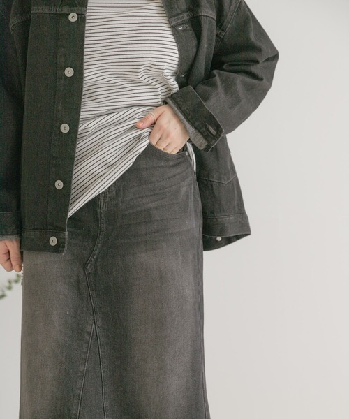 ITEMS URBANRESEARCH（アイテムズ アーバンリサーチ）の「デニムリメイクスカート（デニムスカート・レディース・ブラック/インディゴブルー・MEDIUM/SMALL）」の22枚目の写真