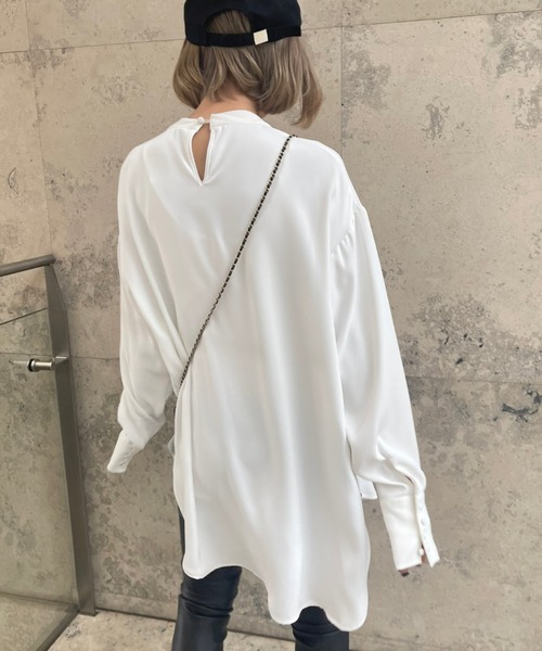 Ezick（エジック）の「スソラウンドロングTシャツブラウス（シャツ/ブラウス・レディース・オフホワイト・FREE）」の9枚目の写真