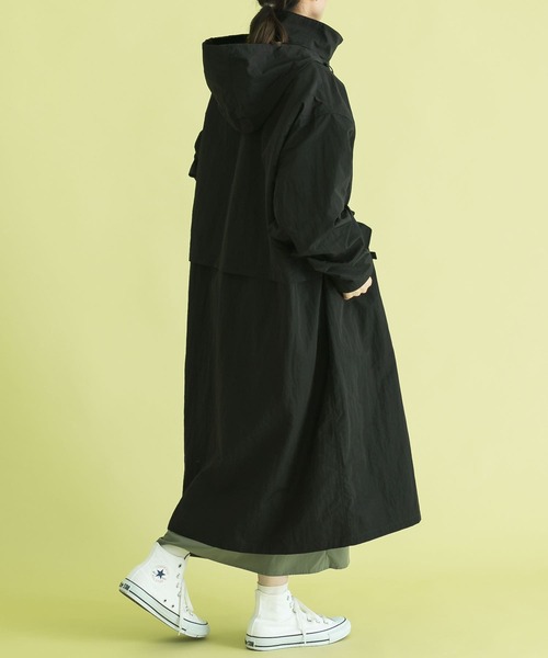 Uiscel（ユイセル）の「Uiscel　ボリュームスタンドカラーロングコート（モッズコート・メンズ・ブラック/ベージュ・ONE）」の15枚目の写真