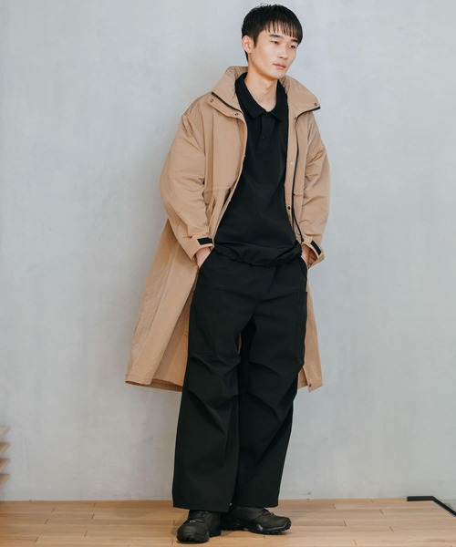 Uiscel（ユイセル）の「Uiscel　ボリュームスタンドカラーロングコート（モッズコート・メンズ・ブラック/ベージュ・ONE）」の18枚目の写真