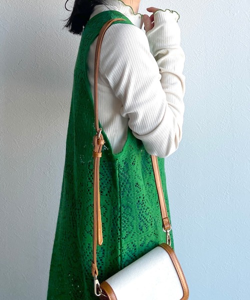 w closet（ダブルクローゼット）の「レースパイピングVネックワンピース（ワンピース・レディース・グリーン/キナリ/ブラック/ブラウン・FREE）」の7枚目の写真