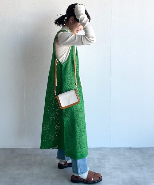 w closet（ダブルクローゼット）の「レースパイピングVネックワンピース（ワンピース・レディース・グリーン/キナリ/ブラック/ブラウン・FREE）」の16枚目の写真