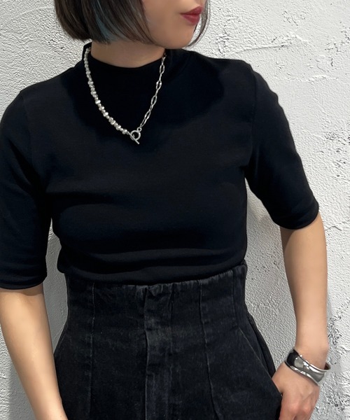apres jour mignon(アプレジュールミニョン)の「リブハイネックカットソー【ZOZOTOWN限定アイテム】(Tシャツ/カットソー・レディース・オレンジ/グリーン/ブラック/ライトイエロー/ブルー系その他/ピンク/オフホワイト・フリー/X-LARGE)」の3枚目の写真
