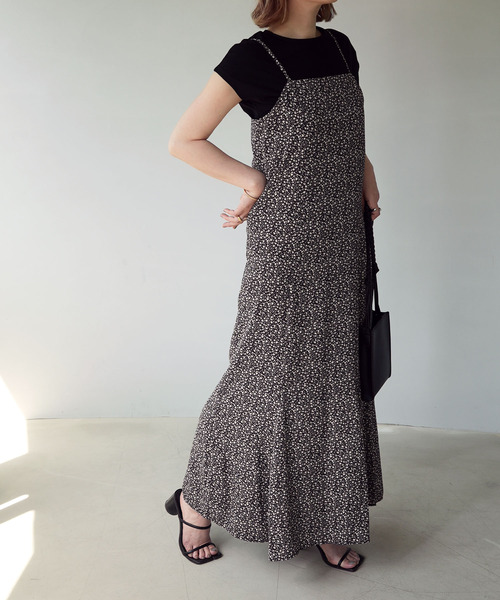 c.u.l(シーユーエル)の「【c.u.l:w】小花柄マーメイドキャミソールワンピース culwd22ss008(ワンピース・レディース・ブラック/アイボリー・FREE)」の5枚目の写真