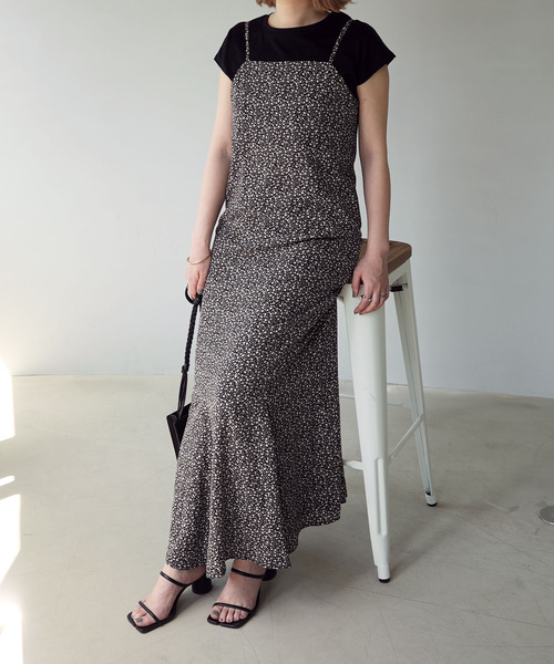 c.u.l(シーユーエル)の「【c.u.l:w】小花柄マーメイドキャミソールワンピース culwd22ss008(ワンピース・レディース・ブラック/アイボリー・FREE)」の22枚目の写真
