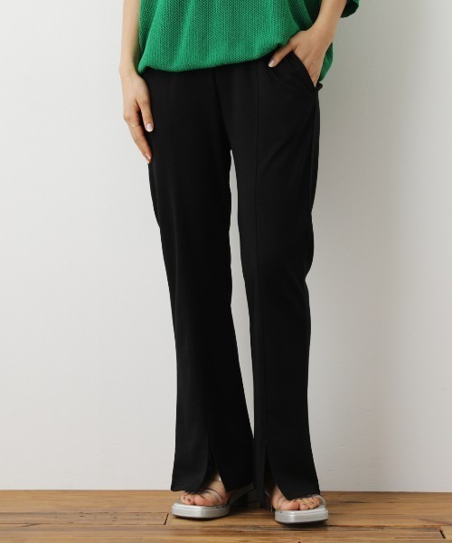 RODEO CROWNS WIDE BOWL（ロデオクラウンズワイドボウル）の「カットスリットパンツ（その他パンツ・レディース・ブラック/レッド/イエロー・FREE）」の2枚目の写真