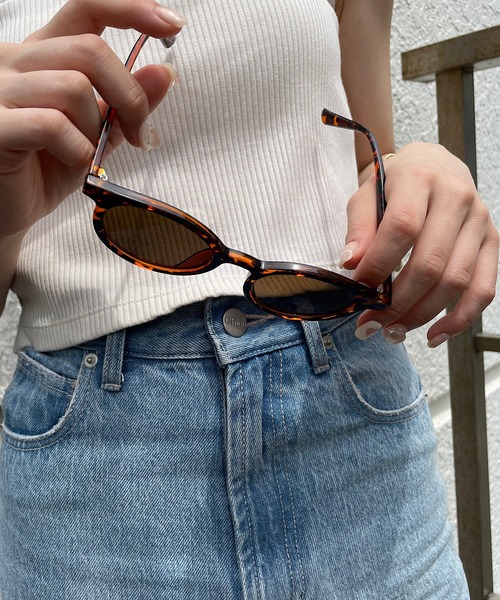 Chico（チコ）の「ボストンフレームサングラス（サングラス・レディース・ベージュ/ブラウン/ブラウン系その他/キャメル・FREE）」の10枚目の写真