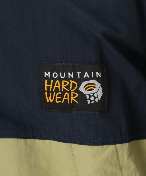 MOUNTAIN HARDWEAR（マウンテンハードウェアー）の「MHW キャンプ 4 ジャケット（ナイロンジャケット・メンズ・ブラック/ベージュ/エメラルド・M/L/S）」の8枚目の写真