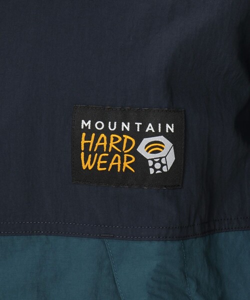 MOUNTAIN HARDWEAR（マウンテンハードウェアー）の「MHW キャンプ 4 ジャケット（ナイロンジャケット・メンズ・ブラック/ベージュ/エメラルド・M/L/S）」の11枚目の写真