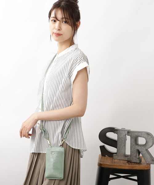 DRESKIP（ドレスキップ）の「◆配色パール調ボタンブラウス（シャツ/ブラウス・レディース・ピンク系7/ブルー系2/ホワイト系5・02/03/04）」の12枚目の写真