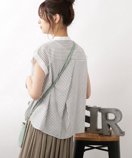 DRESKIP（ドレスキップ）の「◆配色パール調ボタンブラウス（シャツ/ブラウス・レディース・ピンク系7/ブルー系2/ホワイト系5・02/03/04）」の13枚目の写真