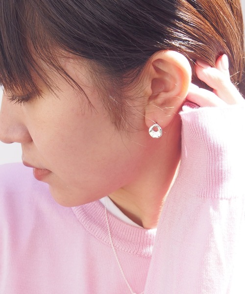 mille blanc(ミルブラン)の「【日本製】メタルプレートピアス 両耳用(ピアス(両耳用)・レディース・シルバー系その他/シルバー/ゴールド/ゴールド系その他/シルバー系その他2・FREE)」の4枚目の写真