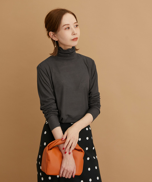 ROPE' PICNIC（ロペピクニック）の「【WEB限定カラー:チャコール,オレンジ】シアーカットタートル（Tシャツ/カットソー・レディース・チャコールグレー/ブラック/オレンジ/グリーン/グリーン系その他/キナリ/イエロー系その他4・38）」の8枚目の写真