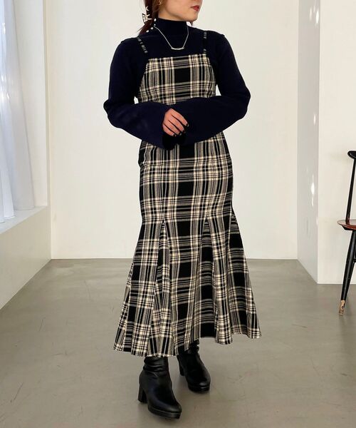 MAJESTIC LEGON（マジェスティックレゴン）の「フカフカストレッチブーツ（ブーツ・レディース・ブラック/アイボリー・SMALL/MEDIUM/LARGE/X-LARGE）」の13枚目の写真