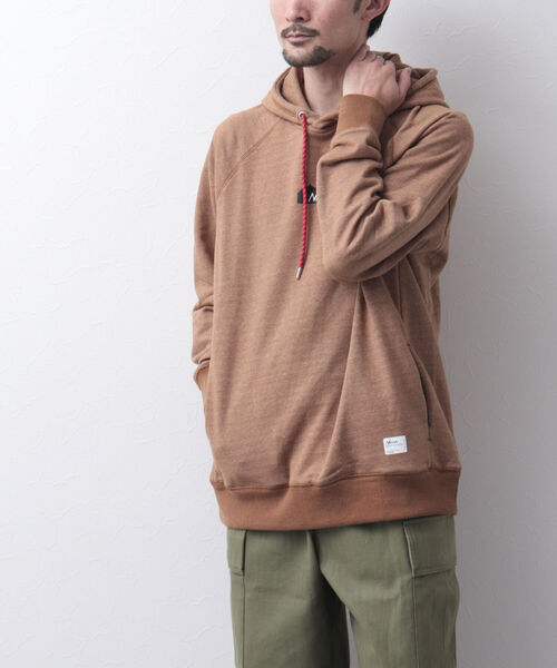 NANGA(ナンガ)の「【NANGA/ナンガ】別注ECO HYBRID SWEAT HOODIE スウェット パーカー(パーカー・メンズ・ネイビー/グレー/キャメル・M/L)」の21枚目の写真