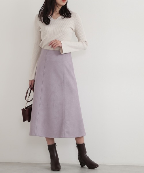 NATURAL BEAUTY BASIC(ナチュラルビューティーベーシック)の「フェイクスエードフレアスカート(スカート・レディース・ブラウン/ラベンダー/グレイッシュベージュ/オレンジ・SMALL/MEDIUM/X-SMALL)」の20枚目の写真