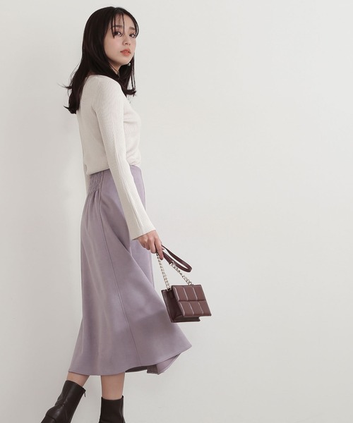 NATURAL BEAUTY BASIC(ナチュラルビューティーベーシック)の「フェイクスエードフレアスカート(スカート・レディース・ブラウン/ラベンダー/グレイッシュベージュ/オレンジ・SMALL/MEDIUM/X-SMALL)」の12枚目の写真