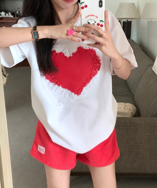 meJane(ミージェーン)の「ハートモチーフ立体ロゴデザインTシャツ【ZOZOTOWN限定】(Tシャツ/カットソー・レディース・ホワイト×レッド/ホワイト×ブルー・FREE)」の1枚目の写真