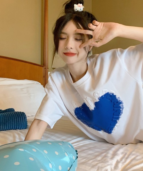 meJane(ミージェーン)の「ハートモチーフ立体ロゴデザインTシャツ【ZOZOTOWN限定】(Tシャツ/カットソー・レディース・ホワイト×レッド/ホワイト×ブルー・FREE)」の17枚目の写真