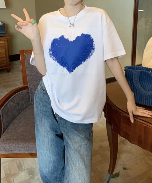 meJane(ミージェーン)の「ハートモチーフ立体ロゴデザインTシャツ【ZOZOTOWN限定】(Tシャツ/カットソー・レディース・ホワイト×レッド/ホワイト×ブルー・FREE)」の12枚目の写真