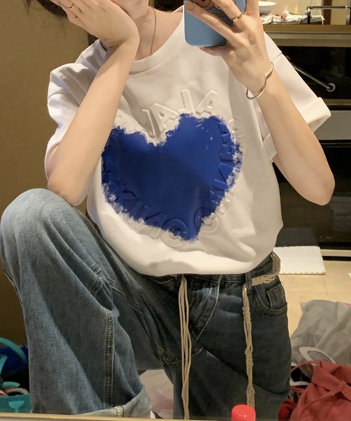 meJane(ミージェーン)の「ハートモチーフ立体ロゴデザインTシャツ【ZOZOTOWN限定】(Tシャツ/カットソー・レディース・ホワイト×レッド/ホワイト×ブルー・FREE)」の10枚目の写真