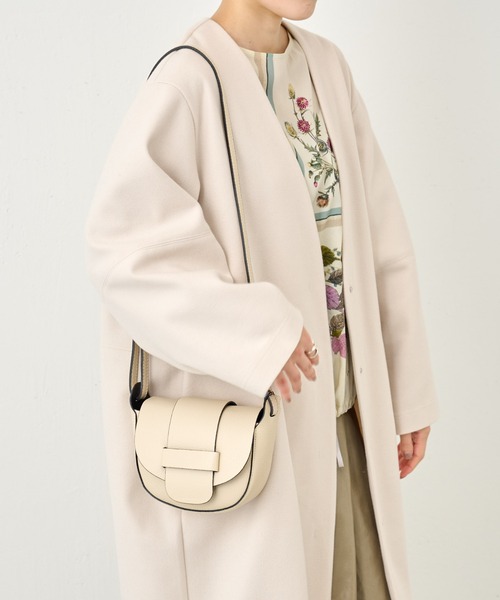 BEARDSLEY（ビアズリー）の「【NEWカラー入荷・先行販売】本革なのに軽量・イタリア製老舗メーカーのHERNAN フラップデザインBAG（ショルダーバッグ・レディース・ベージュ/ブラウン/シルバー/オフホワイト/グリーン・FREE）」の15枚目の写真