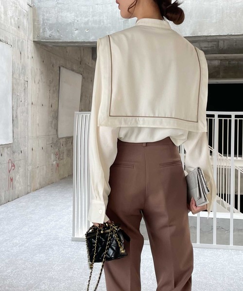 classicalelf（クラシカルエルフ）の「1枚でレディ映え。配色パイピングスクエアカラータックブラウス（シャツ/ブラウス・レディース・ライトベージュ/アイボリー/オレンジ/ブラック・SMALL/MEDIUM/LARGE/X-LARGE）」の6枚目の写真