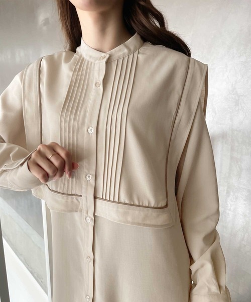 girlish スクエアーカラーブラウス　キャメル girlish スクエアーカラーブラウスキャメル