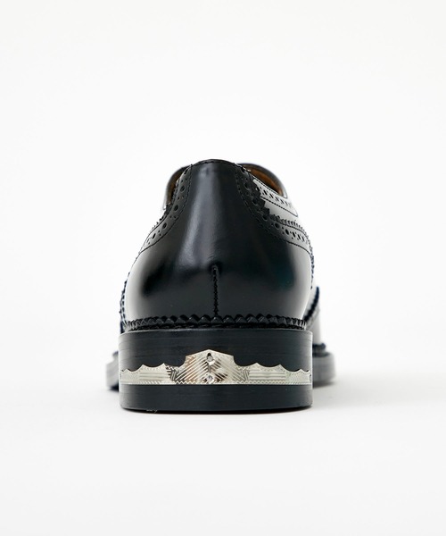 TOGA VIRILIS（トーガ ビリリース）の「WING TIP SHOES BLACK PIOLIDO（ドレスシューズ・メンズ・ブラック・41/42）」の8枚目の写真