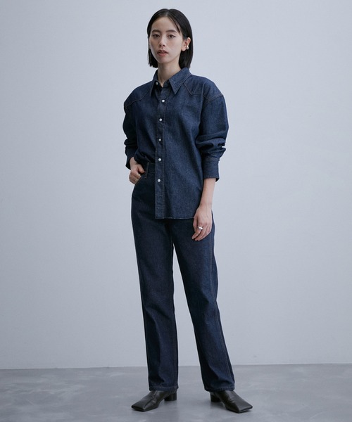 Wrangler（ラングラー）の「【Wrangler×Jane Smith×ADAM ET ROPE'】別注 Denim Shirt（シャツ/ブラウス・レディース・ネイビー・M）」の4枚目の写真