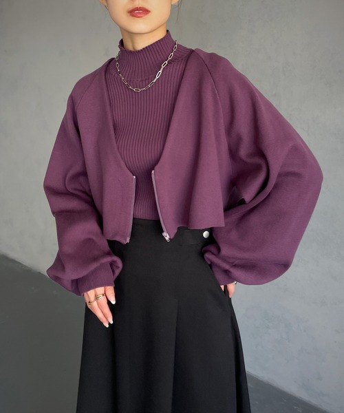 &g'aime（アンジェム）の「【&g’aime】ボリュームスリーブニットカーディガン（ニット/セーター・レディース・パープル/ブラック/ライトグリーン/グレイッシュベージュ・FREE）」の4枚目の写真