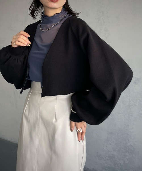 &g'aime（アンジェム）の「【&g’aime】ボリュームスリーブニットカーディガン（ニット/セーター・レディース・パープル/ブラック/ライトグリーン/グレイッシュベージュ・FREE）」の22枚目の写真