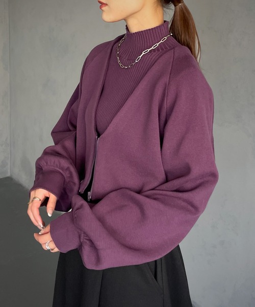 &g'aime（アンジェム）の「【&g’aime】ボリュームスリーブニットカーディガン（ニット/セーター・レディース・パープル/ブラック/ライトグリーン/グレイッシュベージュ・FREE）」の5枚目の写真