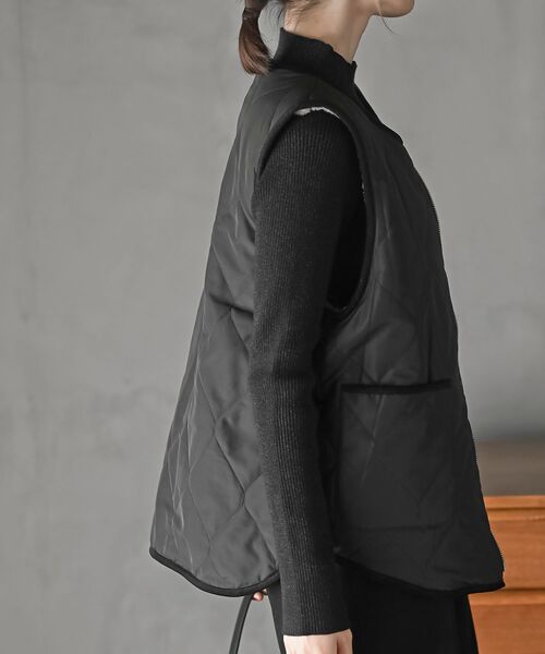 rps（アールピーエス）の「リバーシブルキルトベスト（ベスト・レディース・ブラック/アイボリー/モカ/グレイッシュベージュ・M/フリー）」の16枚目の写真