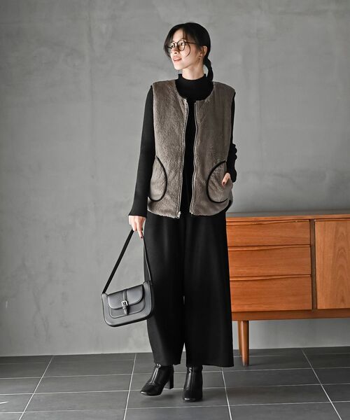 rps（アールピーエス）の「リバーシブルキルトベスト（ベスト・レディース・ブラック/アイボリー/モカ/グレイッシュベージュ・M/フリー）」の17枚目の写真