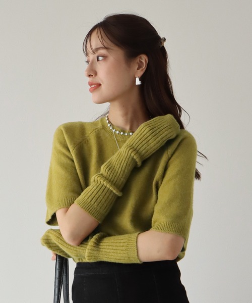 BLUEEAST(ブルーイースト)の「アームウォーマー付きオーバーサイズニット(ニット/セーター・レディース・パープル/マスタード/アイボリー・MEDIUM)」の10枚目の写真