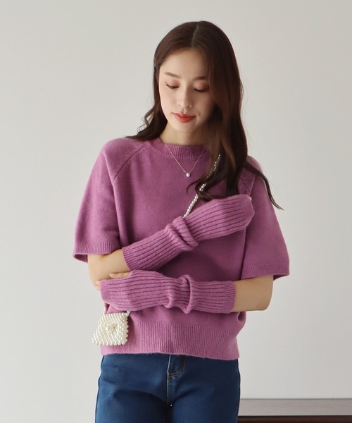 BLUEEAST(ブルーイースト)の「アームウォーマー付きオーバーサイズニット(ニット/セーター・レディース・パープル/マスタード/アイボリー・MEDIUM)」の6枚目の写真