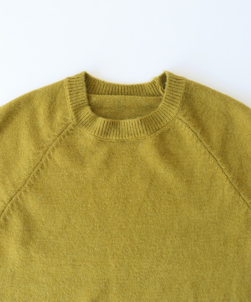 BLUEEAST(ブルーイースト)の「アームウォーマー付きオーバーサイズニット(ニット/セーター・レディース・パープル/マスタード/アイボリー・MEDIUM)」の20枚目の写真