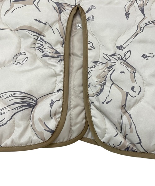 DOLLUPOOPS（ドールアップウップス）の「BIG HOUSEプリントキルティングライトコート（モッズコート・レディース・チャコールグレー/アイボリー・38）」の19枚目の写真