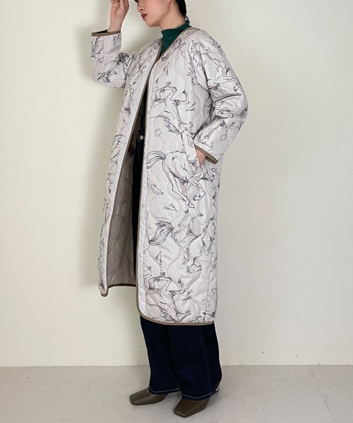 DOLLUPOOPS（ドールアップウップス）の「BIG HOUSEプリントキルティングライトコート（モッズコート・レディース・チャコールグレー/アイボリー・38）」の11枚目の写真
