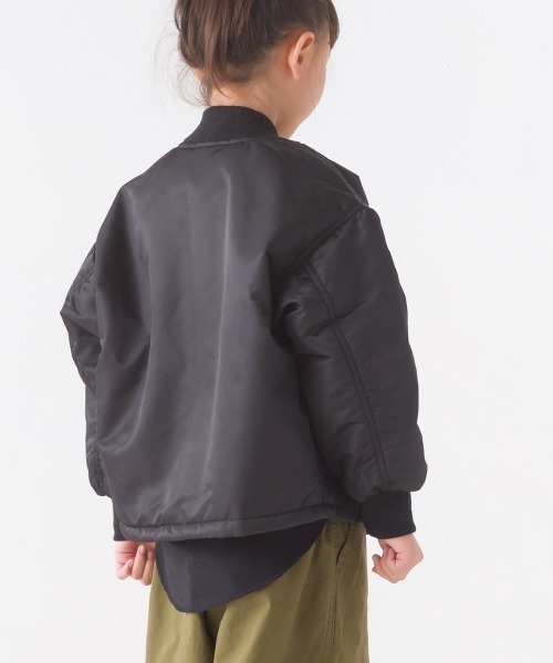 OMNES（オムネス）の「キッズナイロンツイルMA-1ブルゾン（ブルゾン・キッズ・ベージュ/ブラック・100/110/120/130/140）」の9枚目の写真